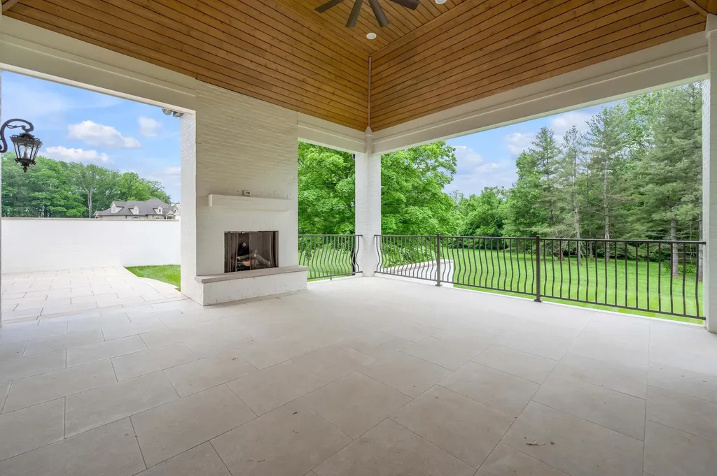 100 Lafontaine Court Nicholasville KY 40356