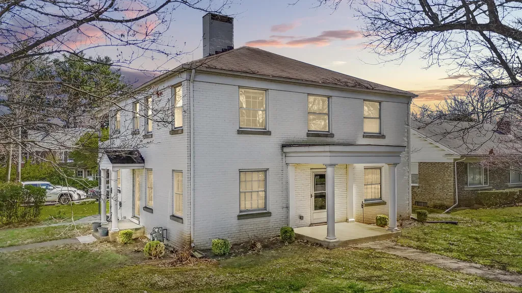 440 Henry Clay Boulevard Lexington KY 40502