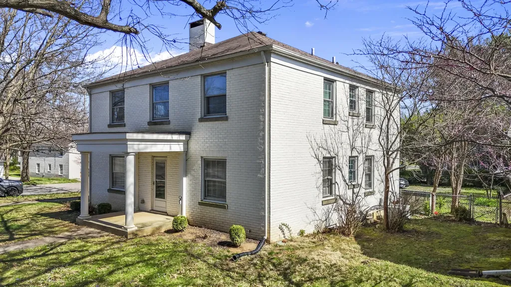 440 Henry Clay Boulevard Lexington KY 40502