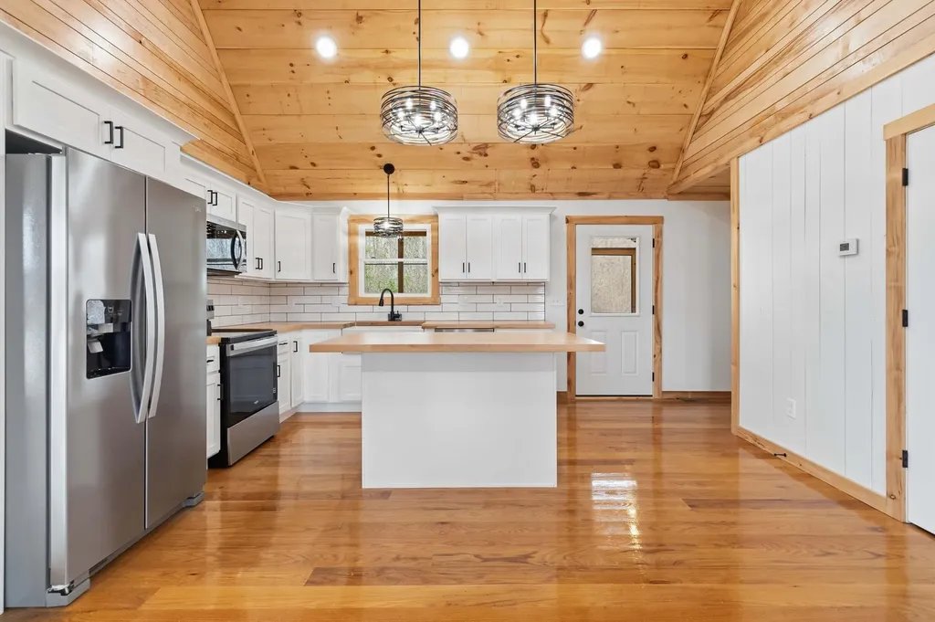 197 Pumpkin Creek Circle Jamestown KY 42629
