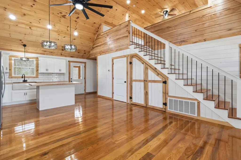 197 Pumpkin Creek Circle Jamestown KY 42629