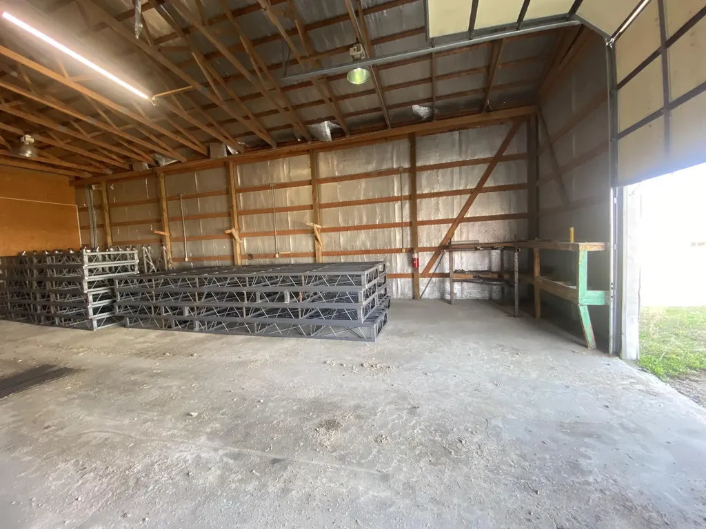 698 State Highway 1383 Russell Springs KY 42642