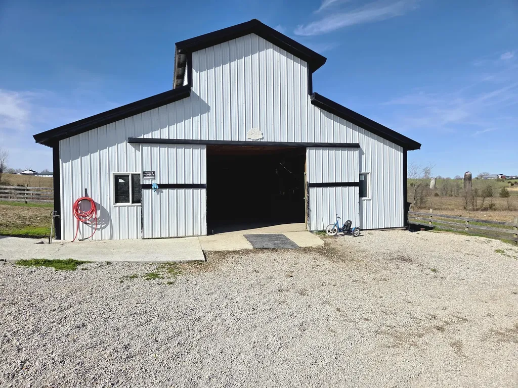 5194 Kendall Springs Road Owingsville KY 40360
