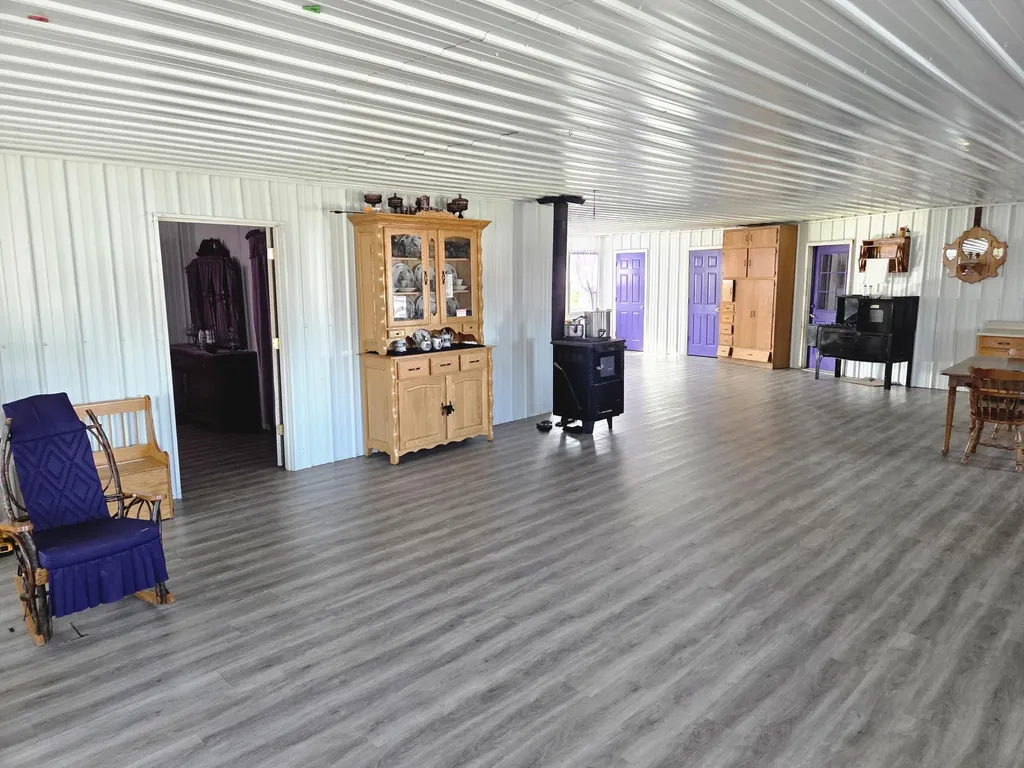 5194 Kendall Springs Road Owingsville KY 40360