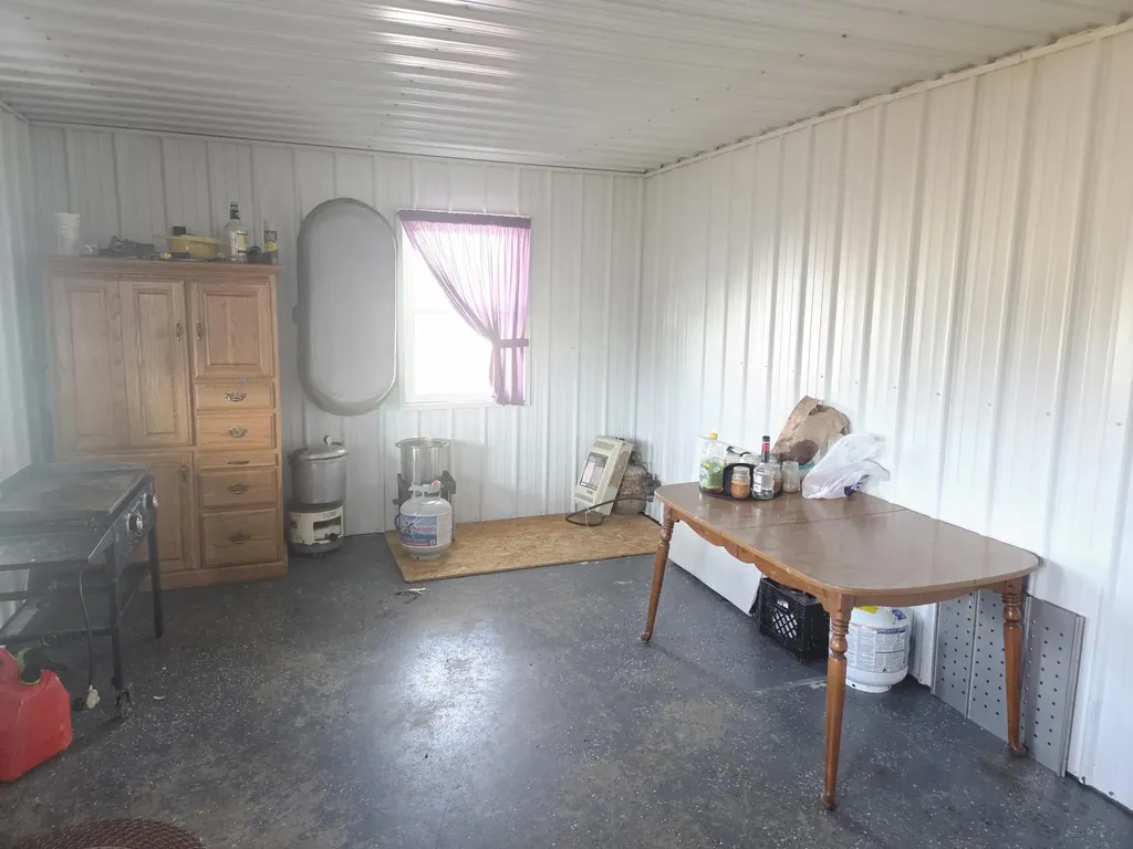 5194 Kendall Springs Road Owingsville KY 40360