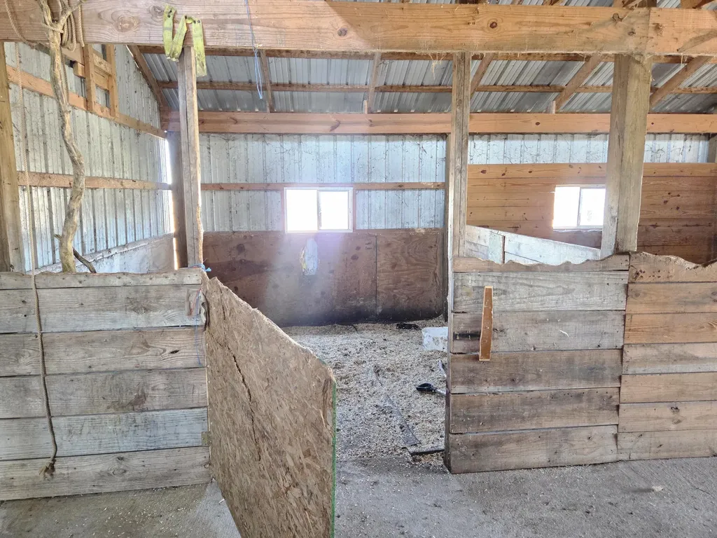 5194 Kendall Springs Road Owingsville KY 40360