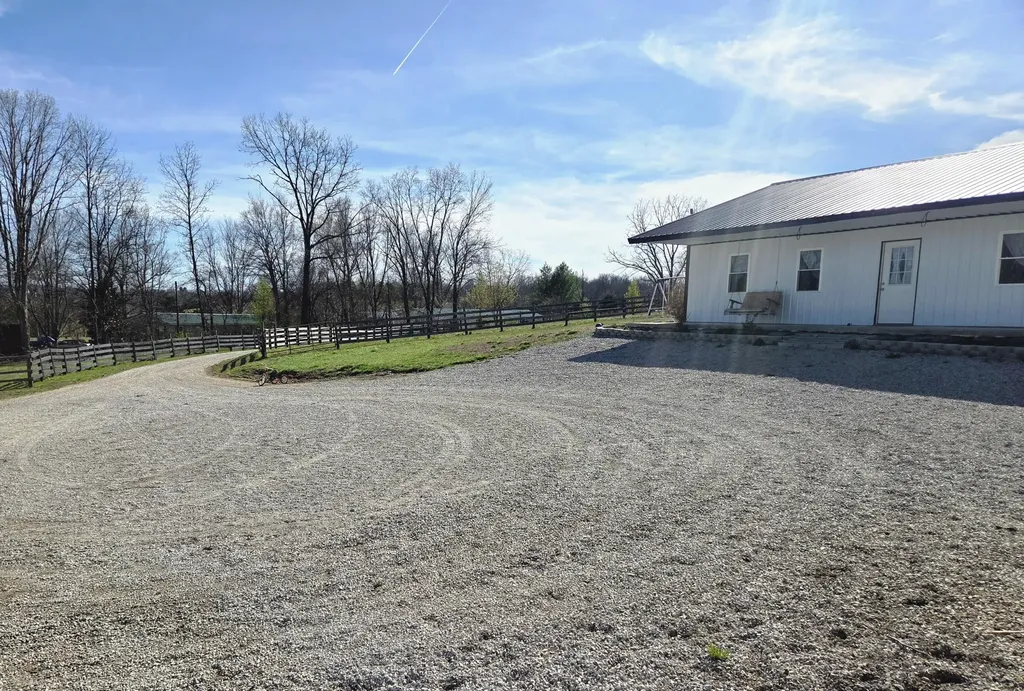 5194 Kendall Springs Road Owingsville KY 40360