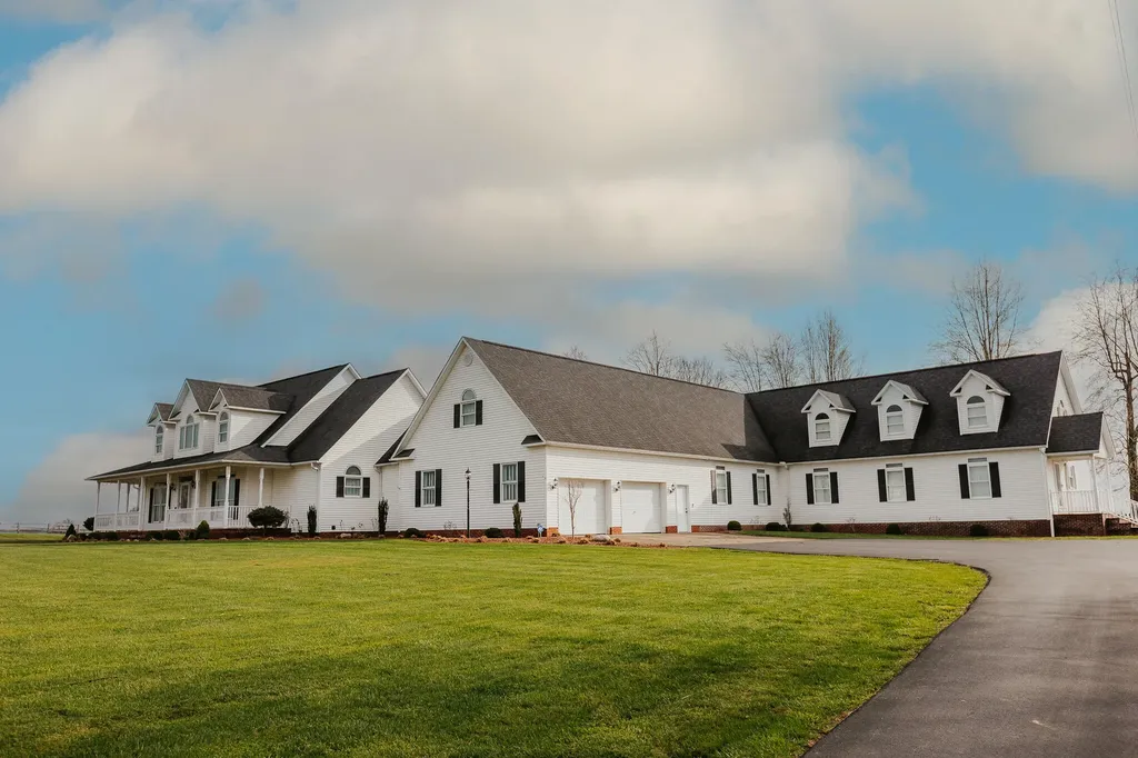 5670 Morehead Road Flemingsburg KY 41041