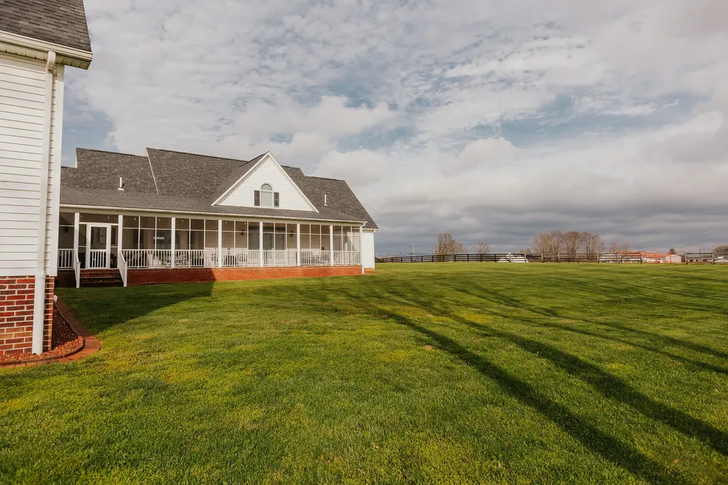 5670 Morehead Road Flemingsburg KY 41041