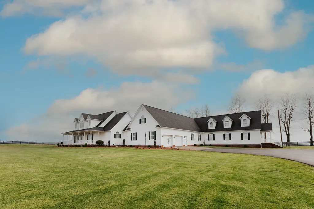 5670 Morehead Road Flemingsburg KY 41041