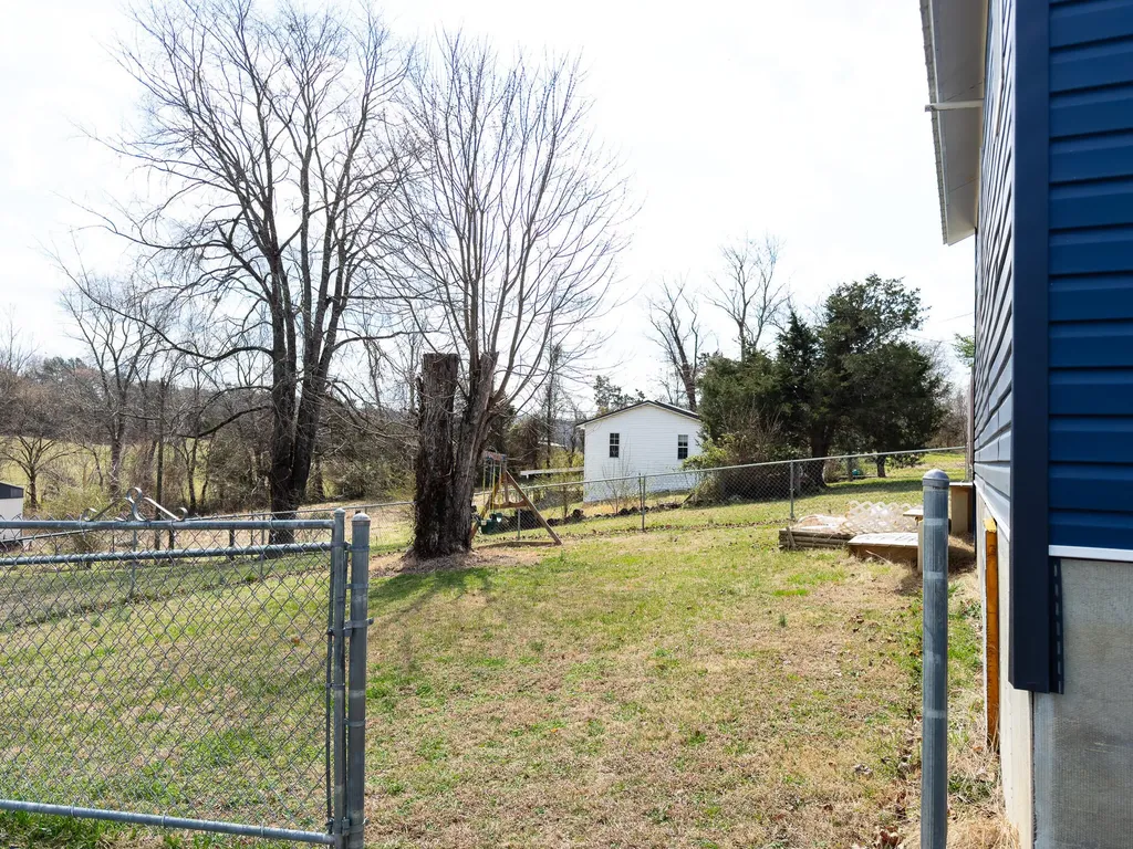 110 Old Bronston School Road Bronston KY 42518