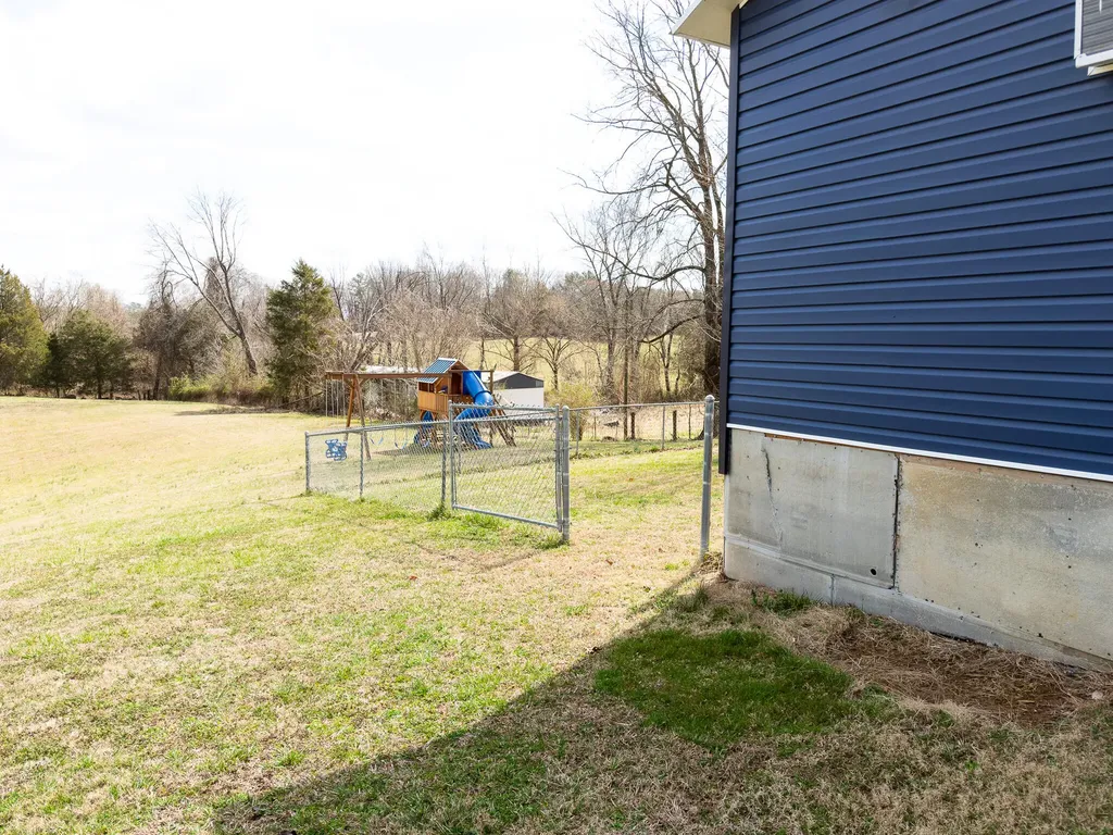 110 Old Bronston School Road Bronston KY 42518