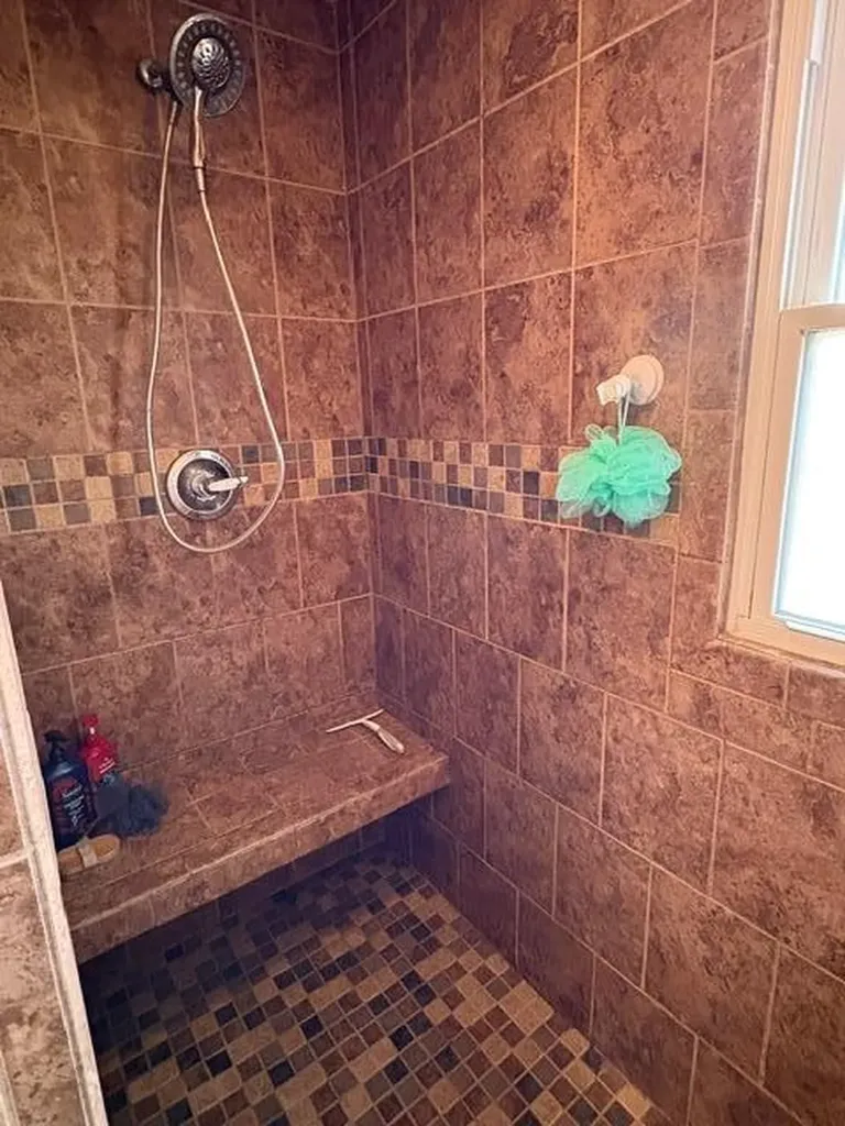 2722 Leestown Road Midway KY 40347