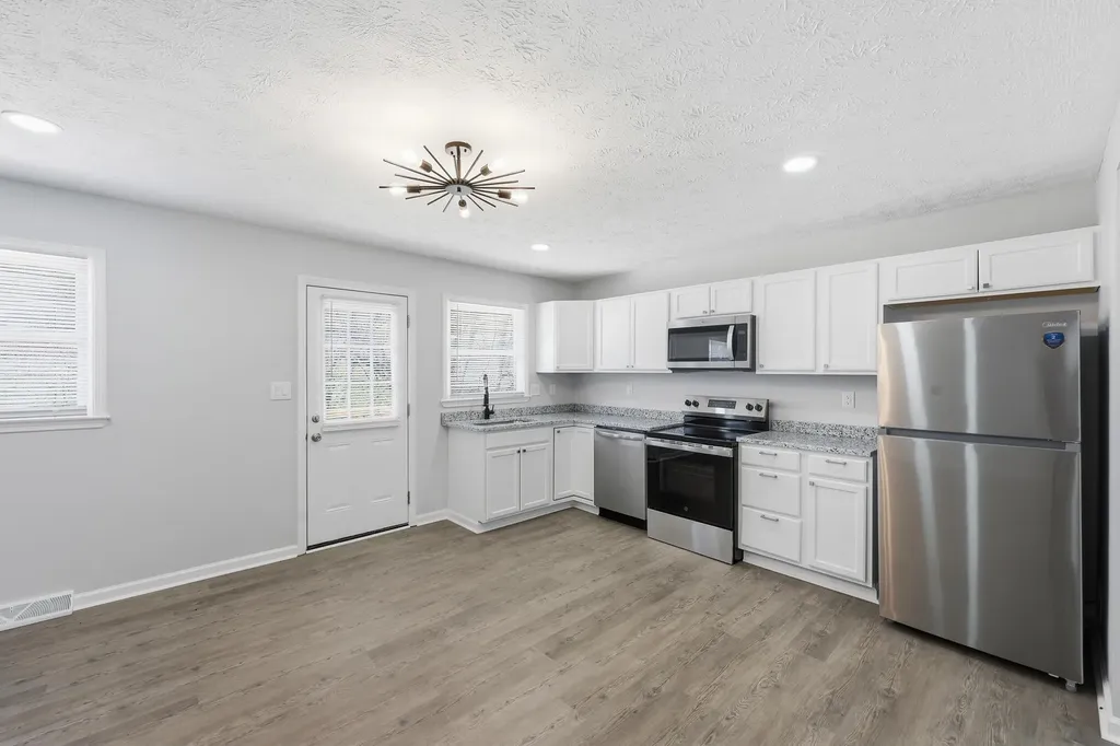 3573 Bold Bidder Drive Lexington KY 40517