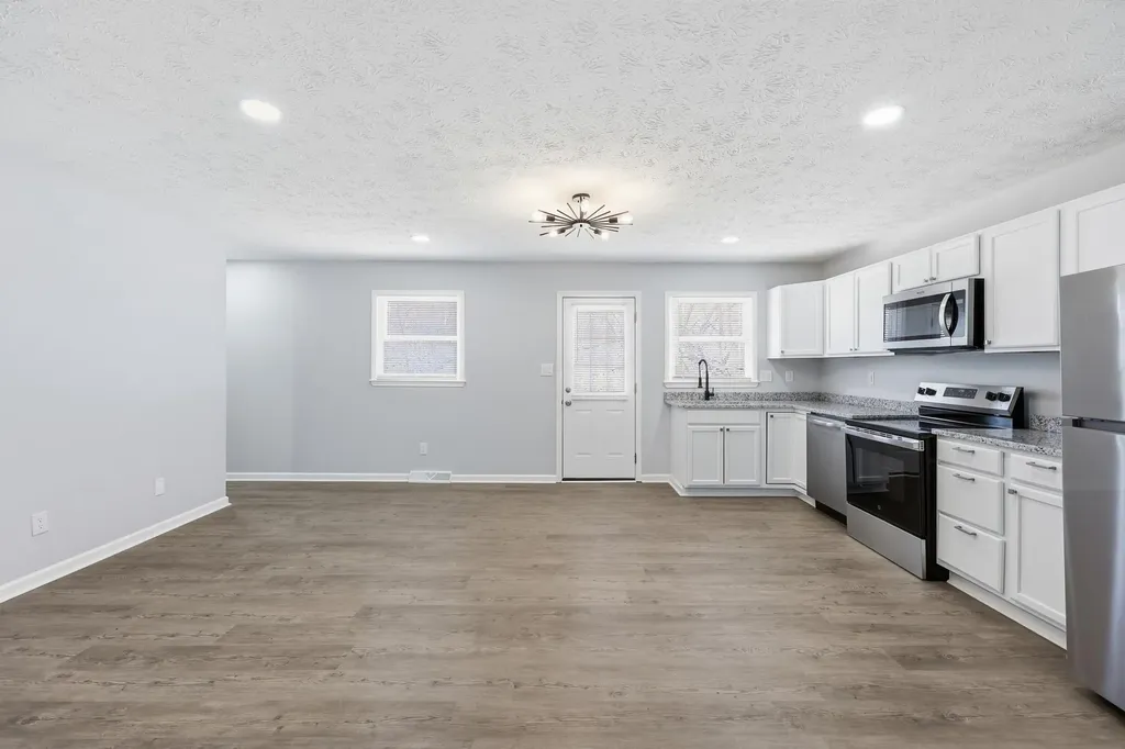 3573 Bold Bidder Drive Lexington KY 40517