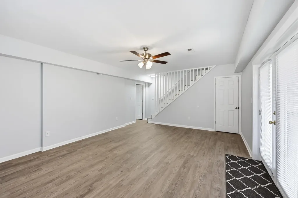 3573 Bold Bidder Drive Lexington KY 40517