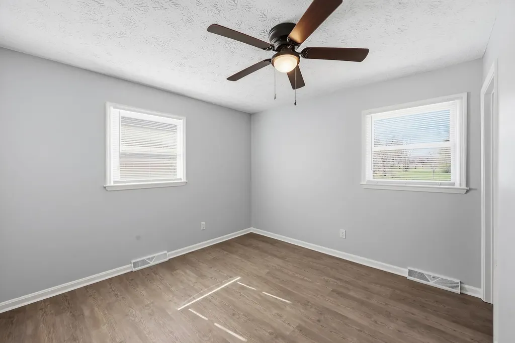 3573 Bold Bidder Drive Lexington KY 40517