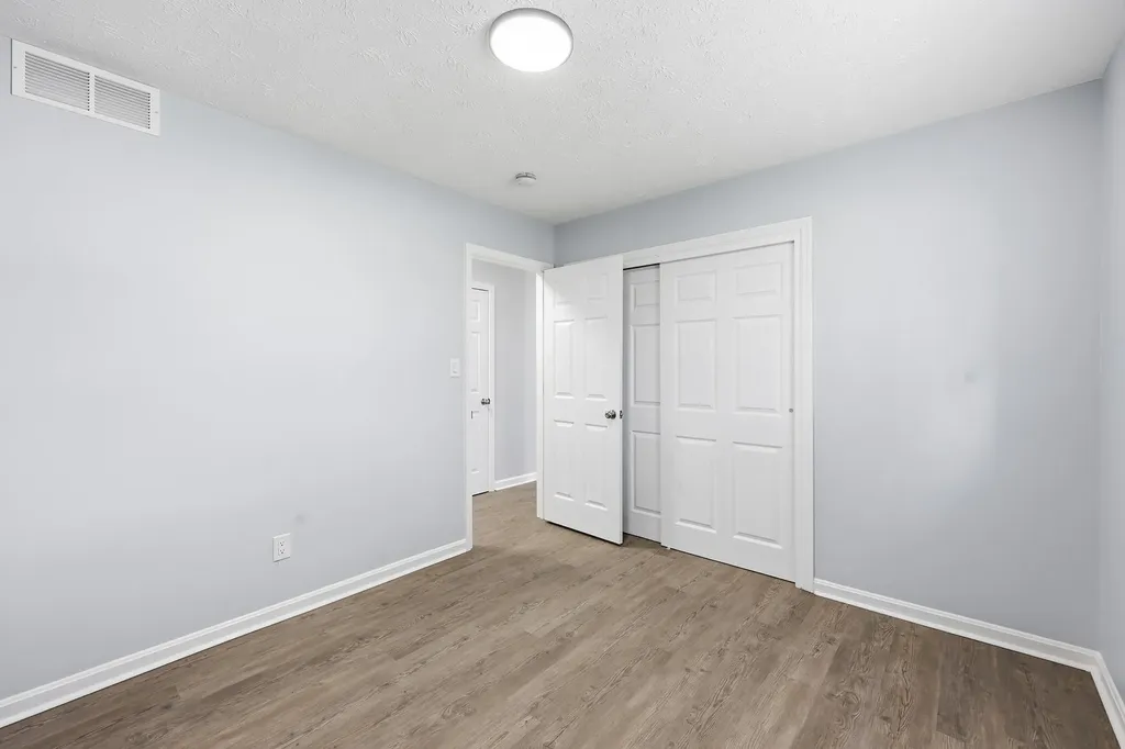 3573 Bold Bidder Drive Lexington KY 40517