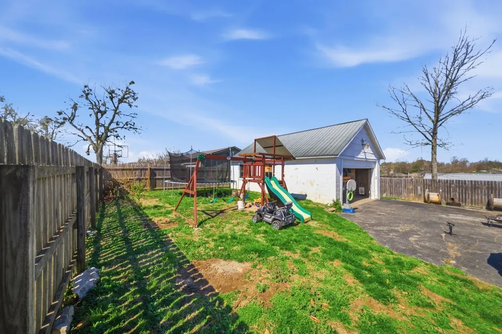 428 N Maysville Street Mt Sterling KY 40353