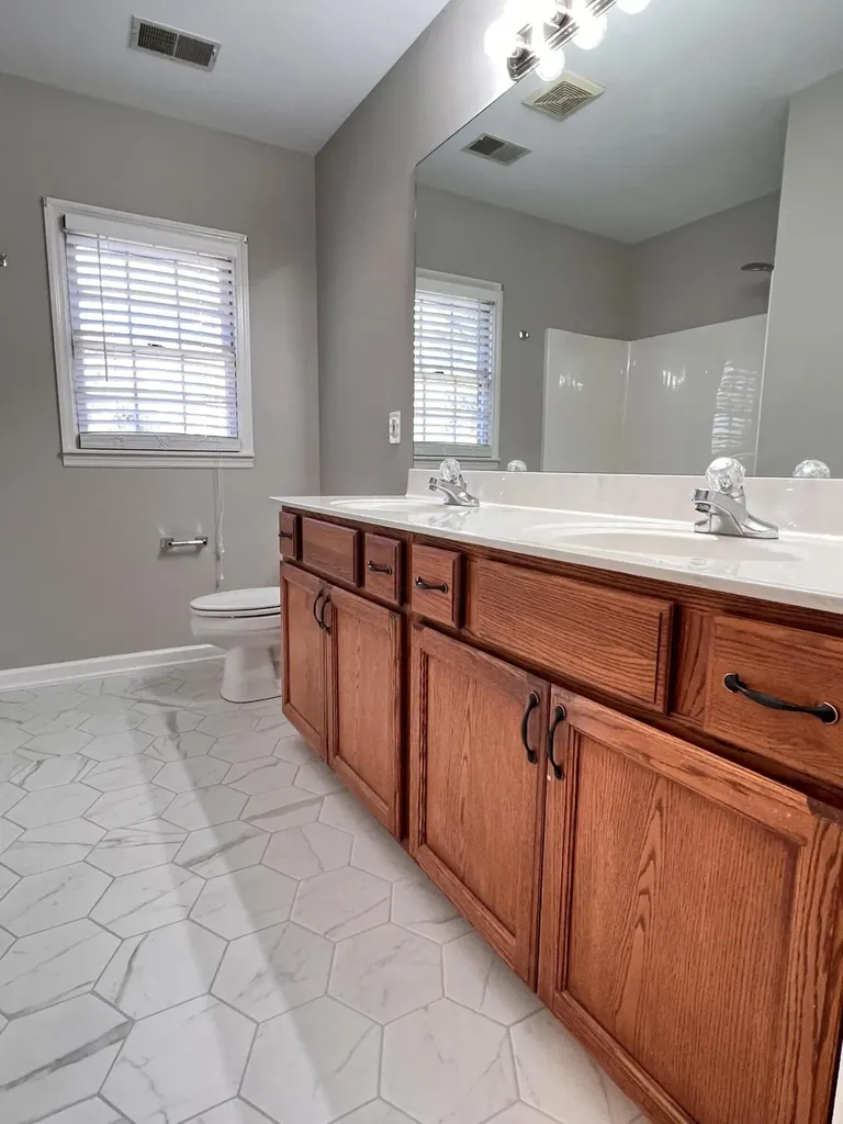 4320 Creek Valley Way Lexington KY 40515