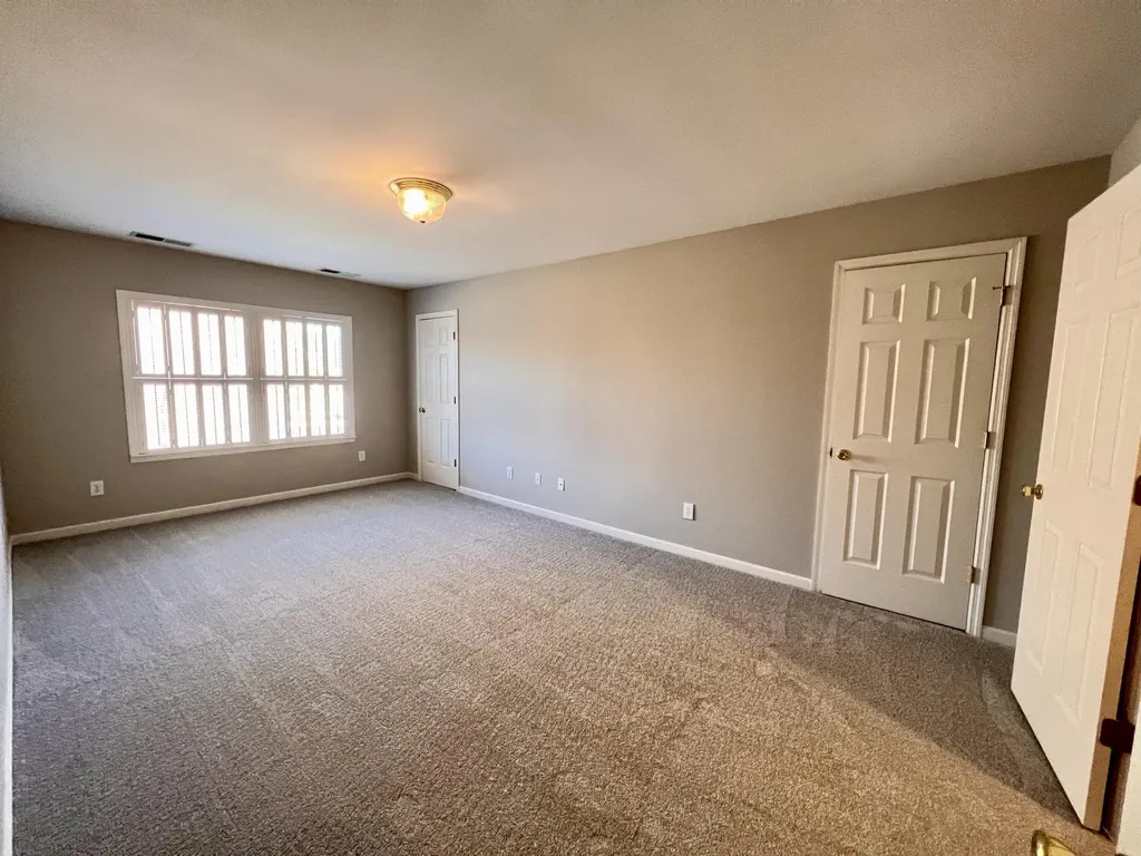 4320 Creek Valley Way Lexington KY 40515
