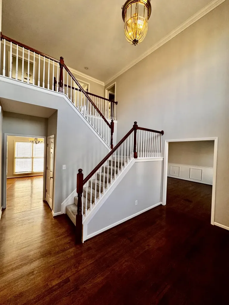 4320 Creek Valley Way Lexington KY 40515