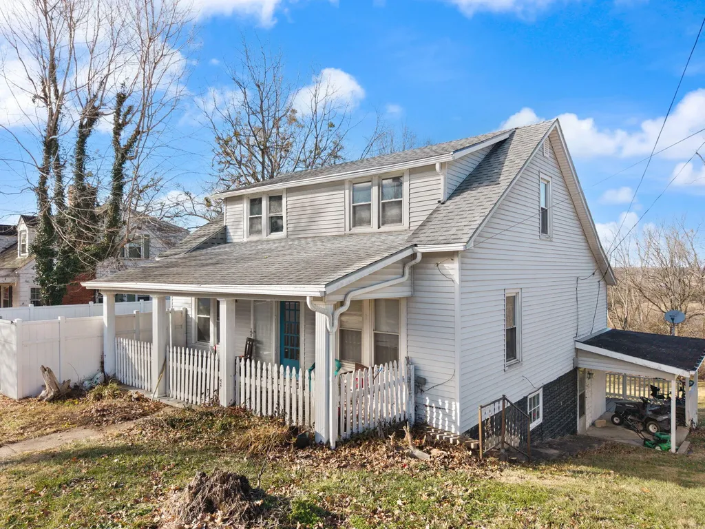 108 High Street Owingsville KY 40360