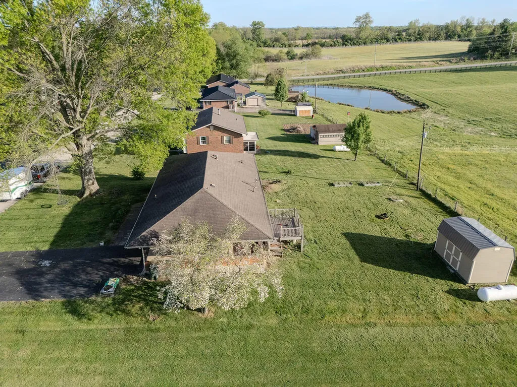 141 Green Acres Road Mt Sterling KY 40353