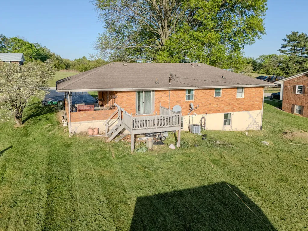141 Green Acres Road Mt Sterling KY 40353
