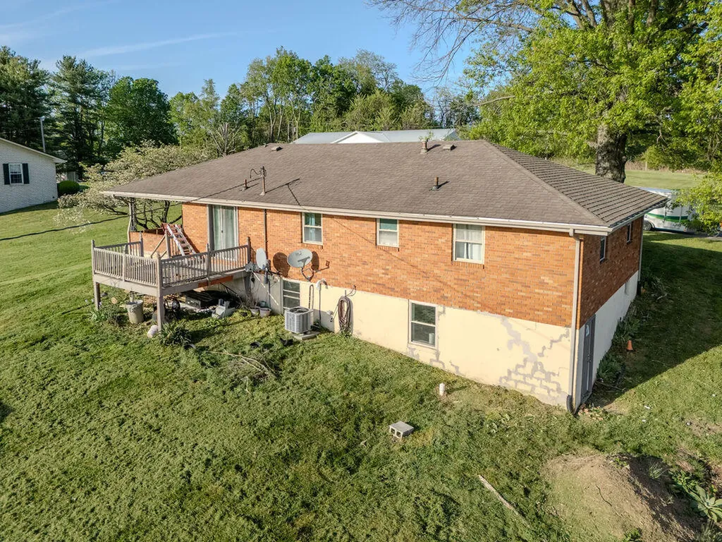 141 Green Acres Road Mt Sterling KY 40353