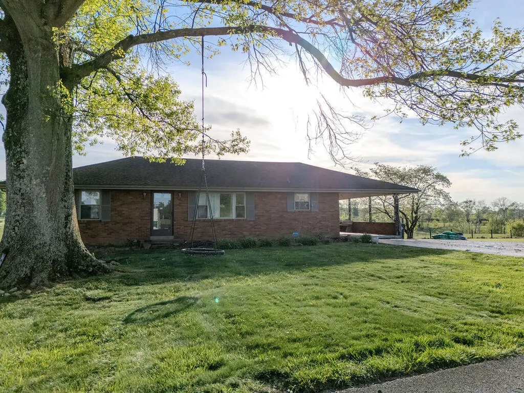 141 Green Acres Road Mt Sterling KY 40353
