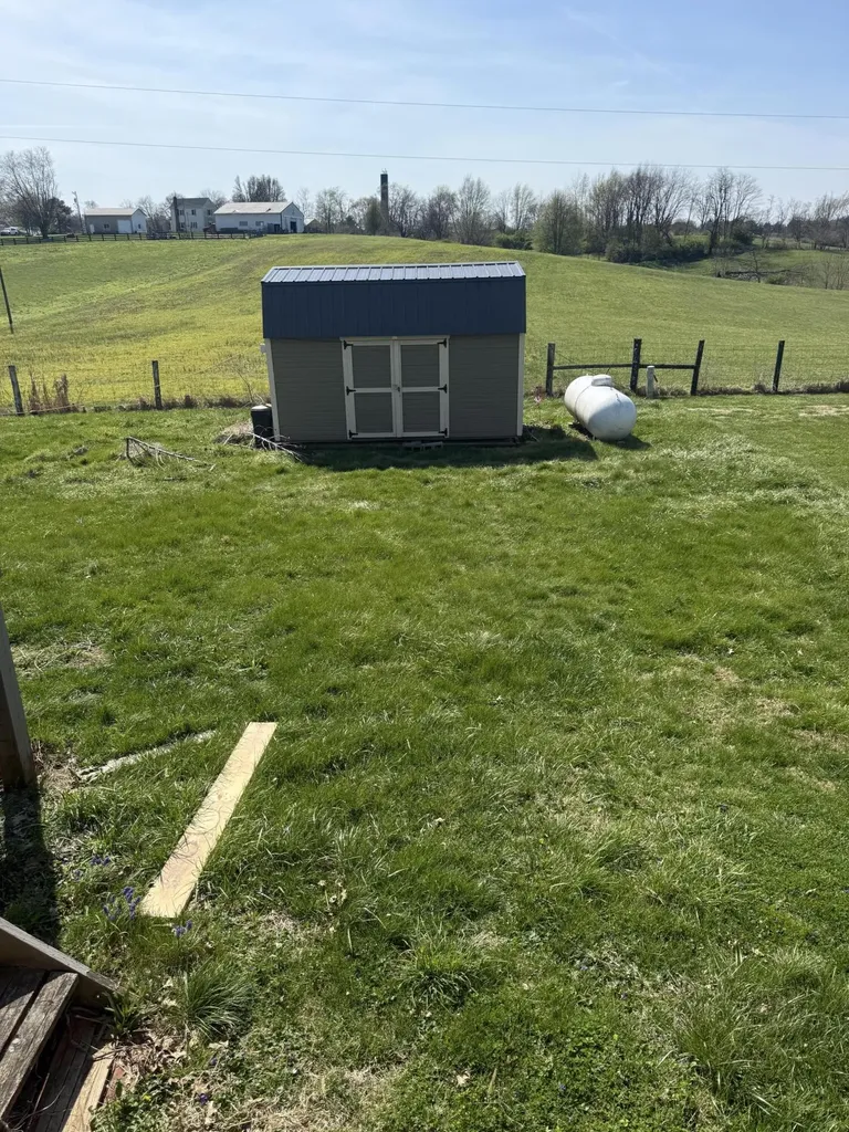 141 Green Acres Road Mt Sterling KY 40353