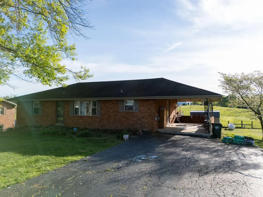 141 Green Acres Road Mt Sterling KY 40353