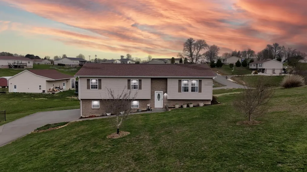 170 Hickory Hill Drive Corbin KY 40701