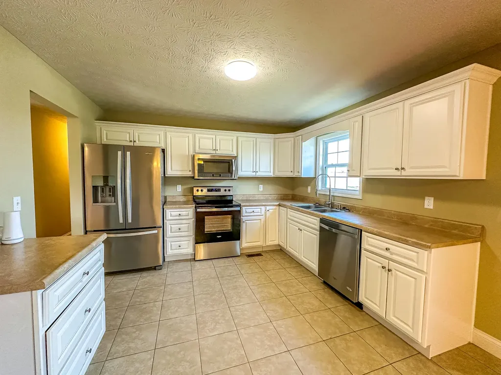 170 Hickory Hill Drive Corbin KY 40701