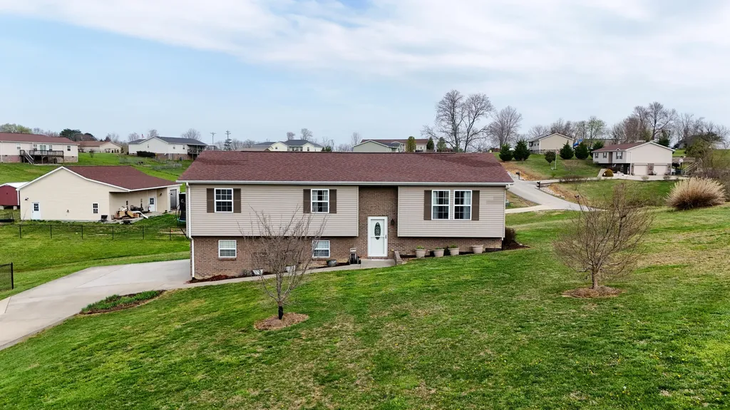 170 Hickory Hill Drive Corbin KY 40701