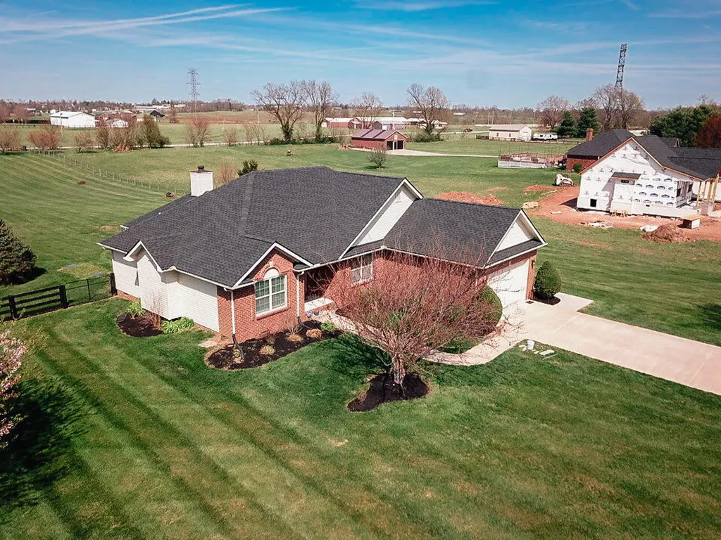 75 Dorton Drive Lancaster KY 40444