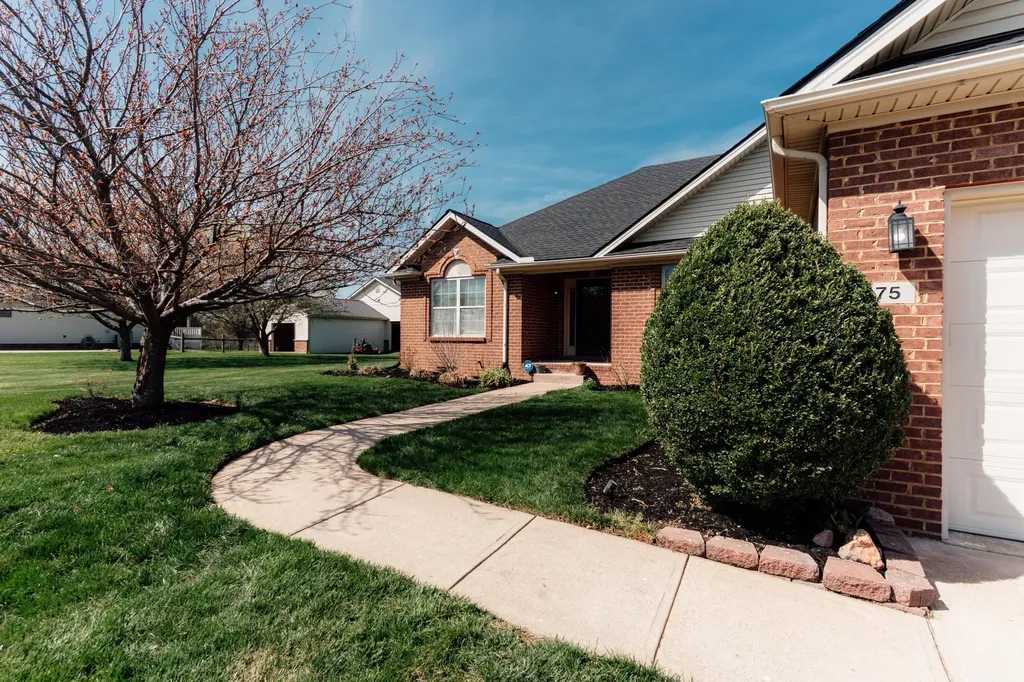 75 Dorton Drive Lancaster KY 40444