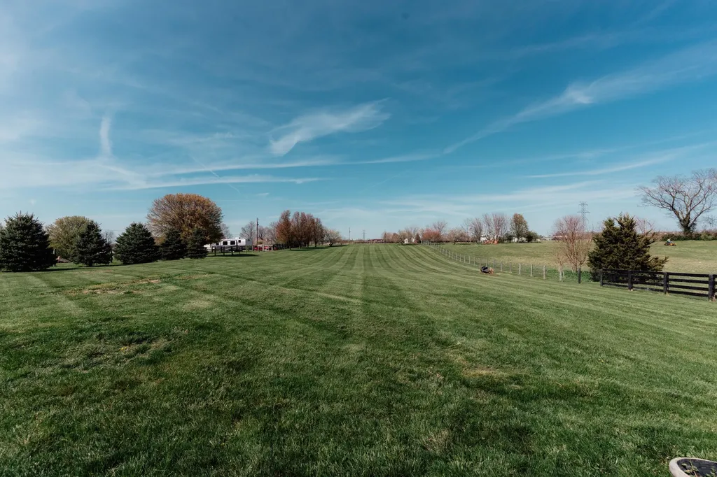 75 Dorton Drive Lancaster KY 40444
