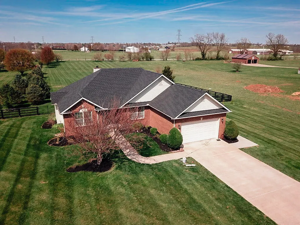 75 Dorton Drive Lancaster KY 40444