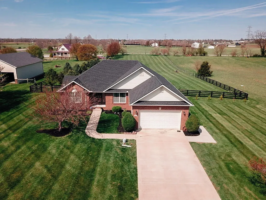 75 Dorton Drive Lancaster KY 40444
