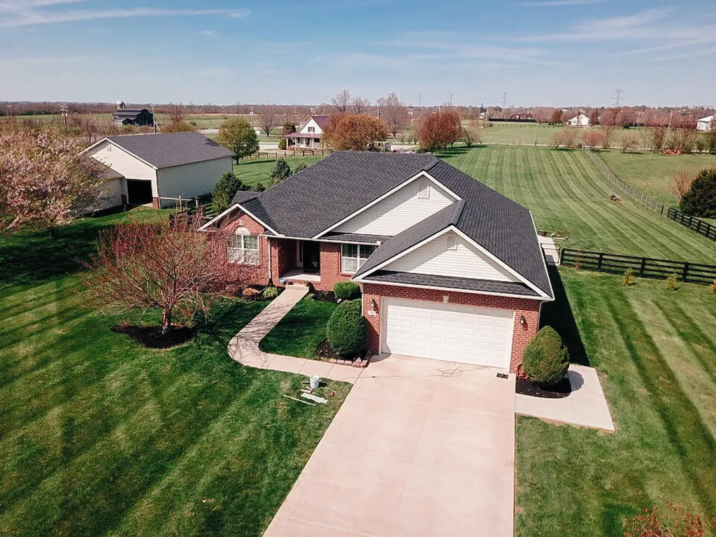 75 Dorton Drive Lancaster KY 40444
