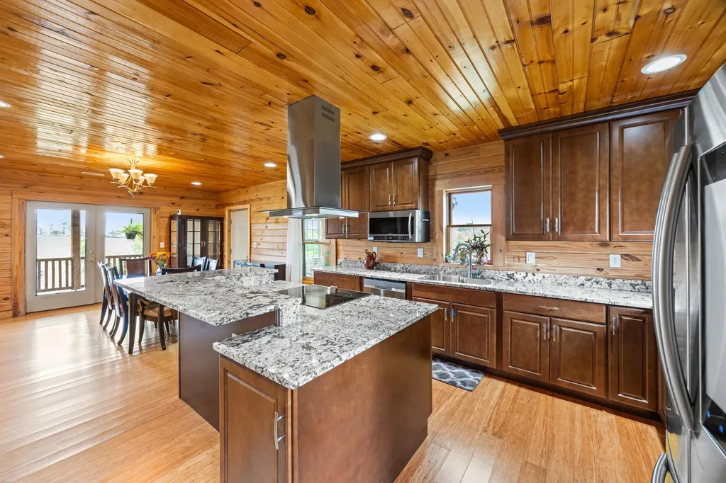 560 Hart Grove Road Owingsville KY 40360
