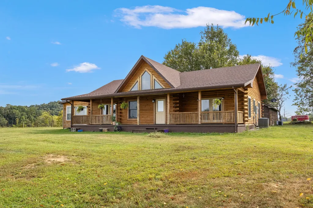 560 Hart Grove Road Owingsville KY 40360