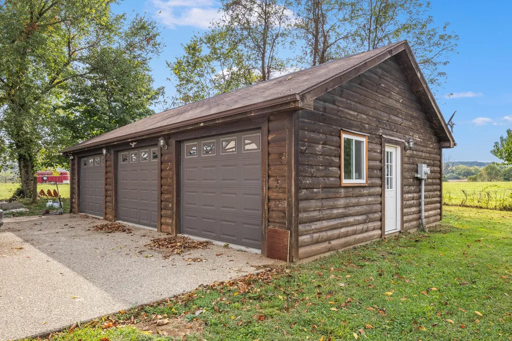 560 Hart Grove Road Owingsville KY 40360