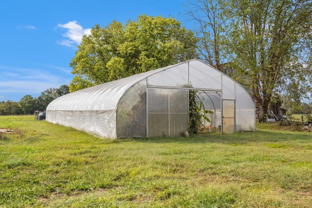 560 Hart Grove Road Owingsville KY 40360