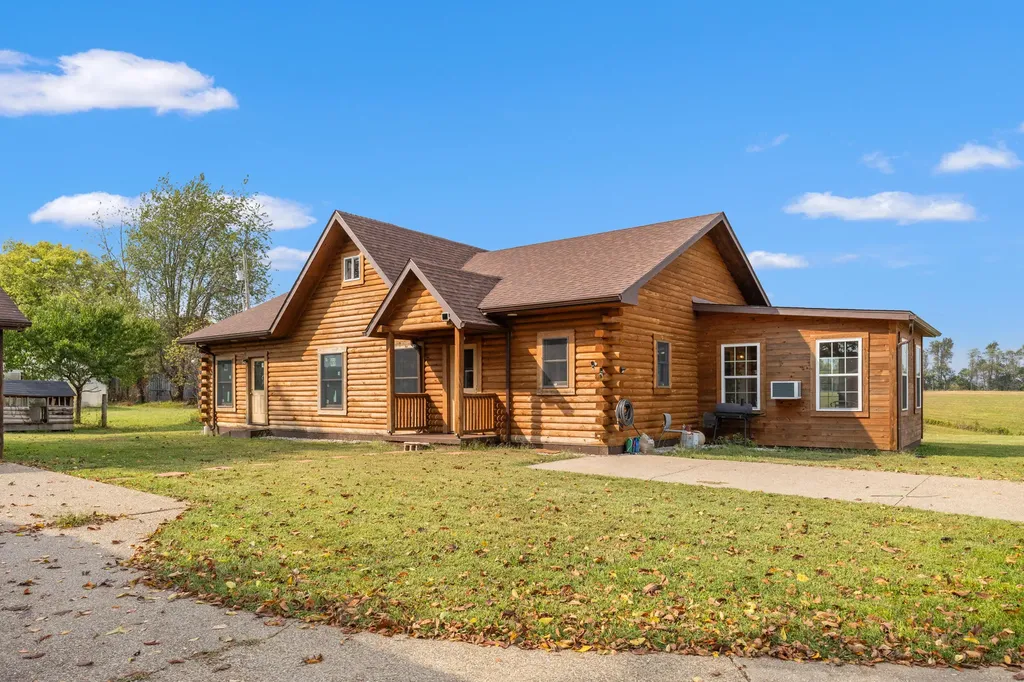 560 Hart Grove Road Owingsville KY 40360