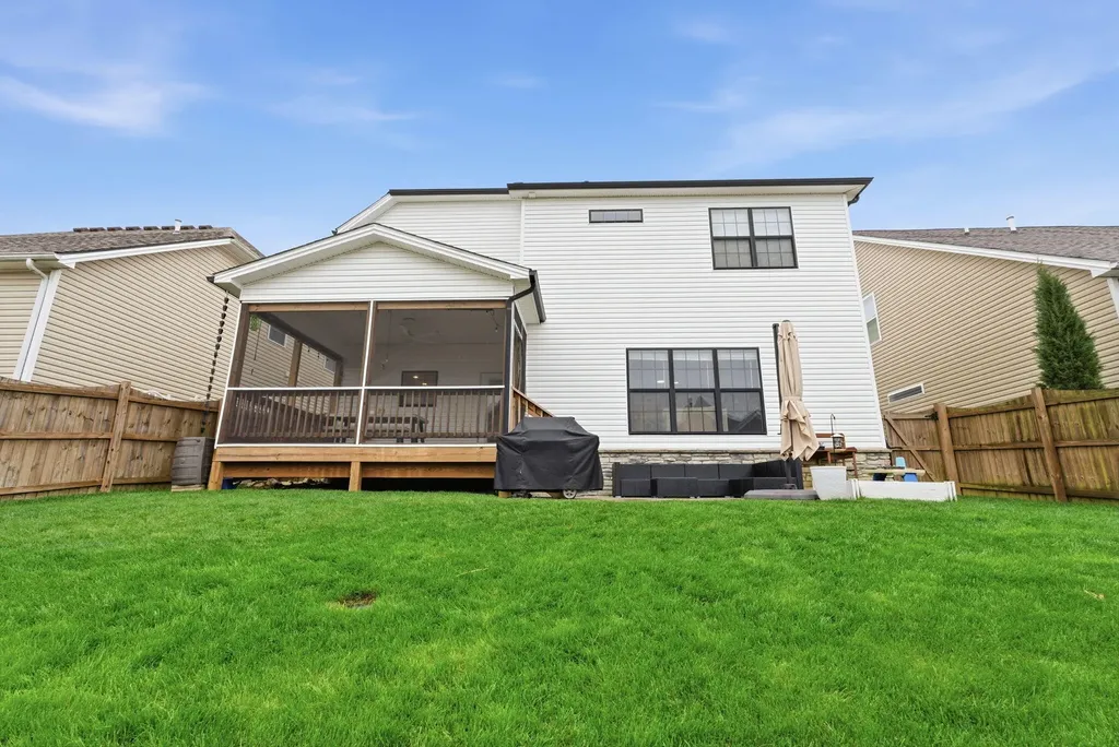 1029 Squirrel Nest Lane Lexington KY 40509