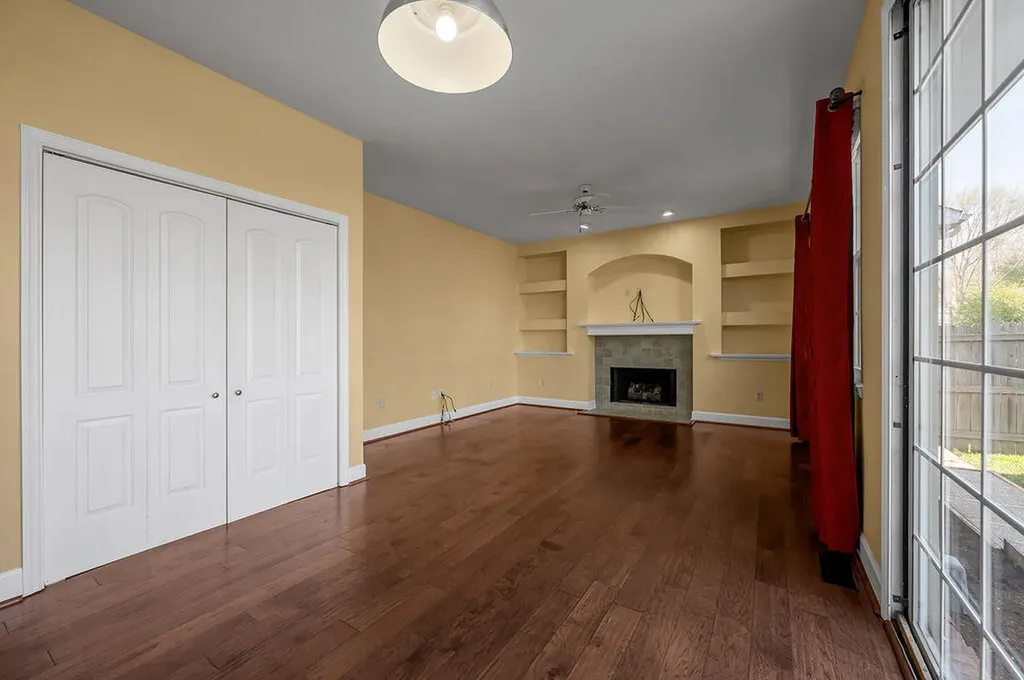 905 Quarter Horse Court Lexington KY 40503