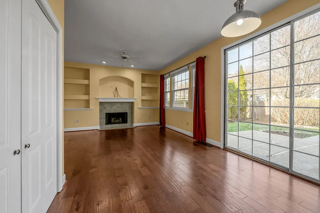 905 Quarter Horse Court Lexington KY 40503